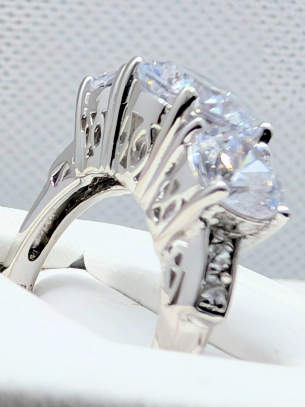NEW Past Present Future Sterling silver CZ ring - Picture 9 of 16